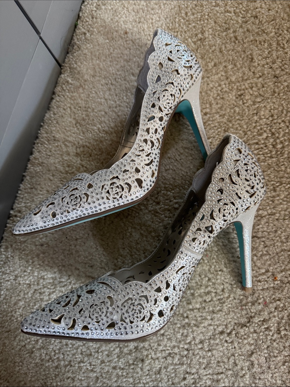 Betsey Johnson Elegant Crystal-Embellished Silver Elsa Stiletto Formal pumps - Picture 5 of 9